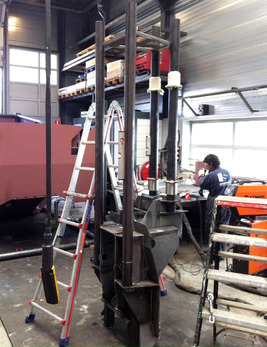 Peiler stopper cutting tool